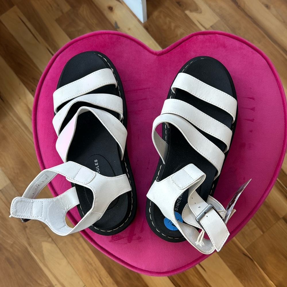 NWT sandals